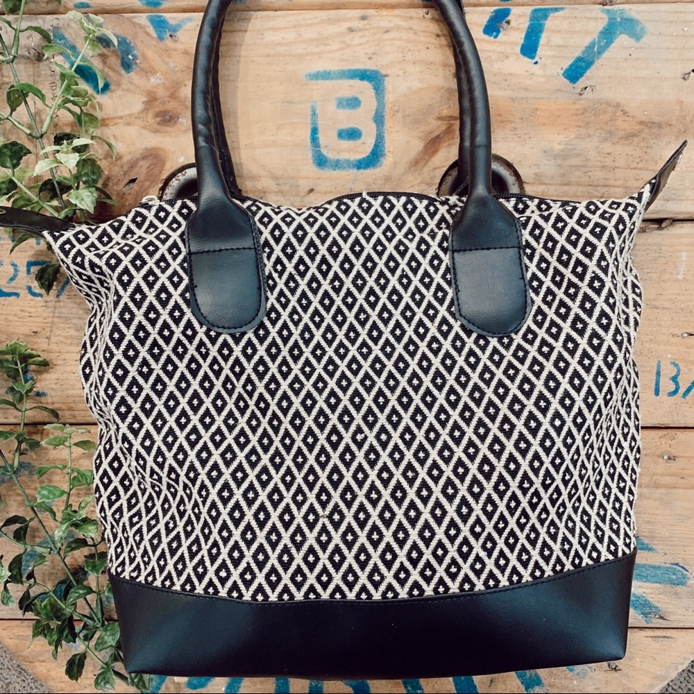 Gold Coast Snap Tote Bag